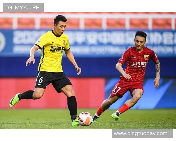 上海篮球队心理素质引发热议球迷与专家各执己见探讨背后原因 上海篮球队心理素质引发热议球迷与专家各执己见探讨背后原因