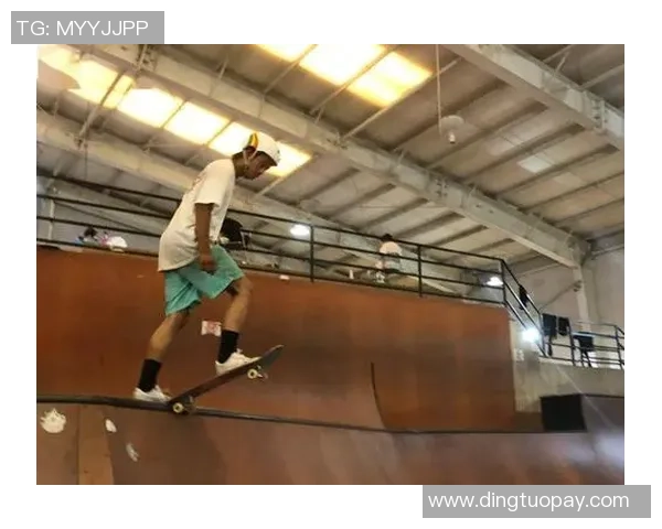 滑板战术揭秘成都滑板队如何构建高效反击体系与战术配合